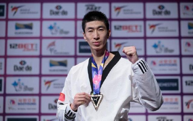 开云-双旗手定了！趁热盘点下历届奥运会中国代表团旗手