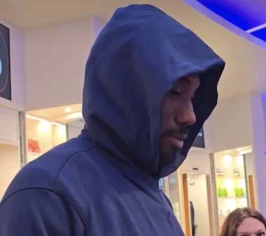 开云体育（官网）app下载-伦纳德谈对阵开拓者：就做每场都做的事，并确保我们不犯错